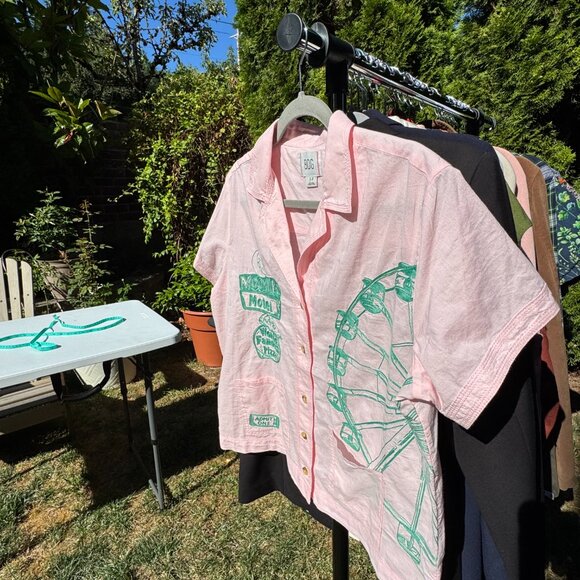 BDG Nash Embroidered Souvenir Short Sleeve Button-Down Shirt - Picture 5 of 6